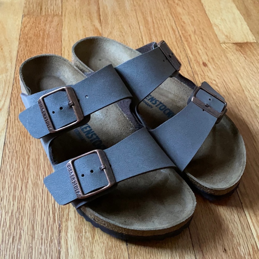 Birkenstock Arizona size 37 narrow in Mocha